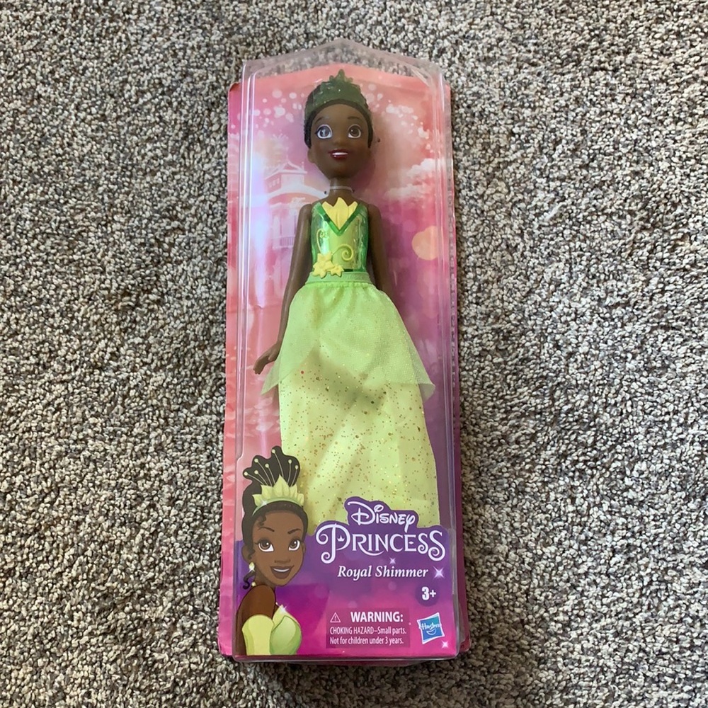 Disney Princess Royal Shimmer Sealed